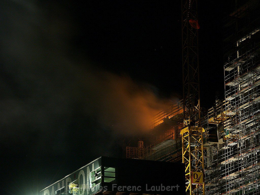 Feuer Baustelle 3ten Kranhauses Koeln Rheinauhafen P471.JPG